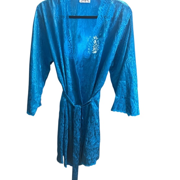 Vanity Fair Vibrant Blue Lace Robe - Picture 1 of 2